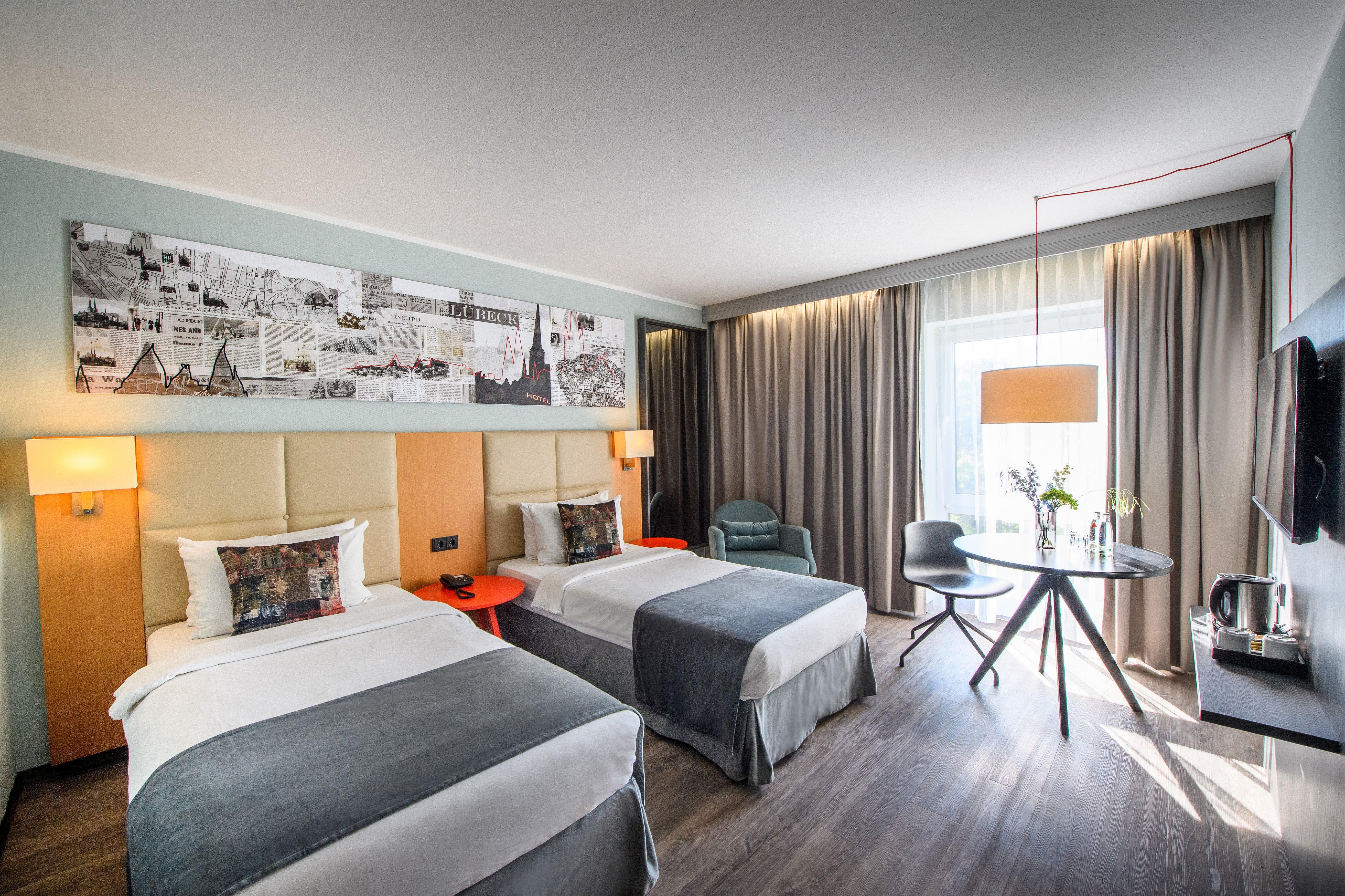 Hotel By Ihg 4*