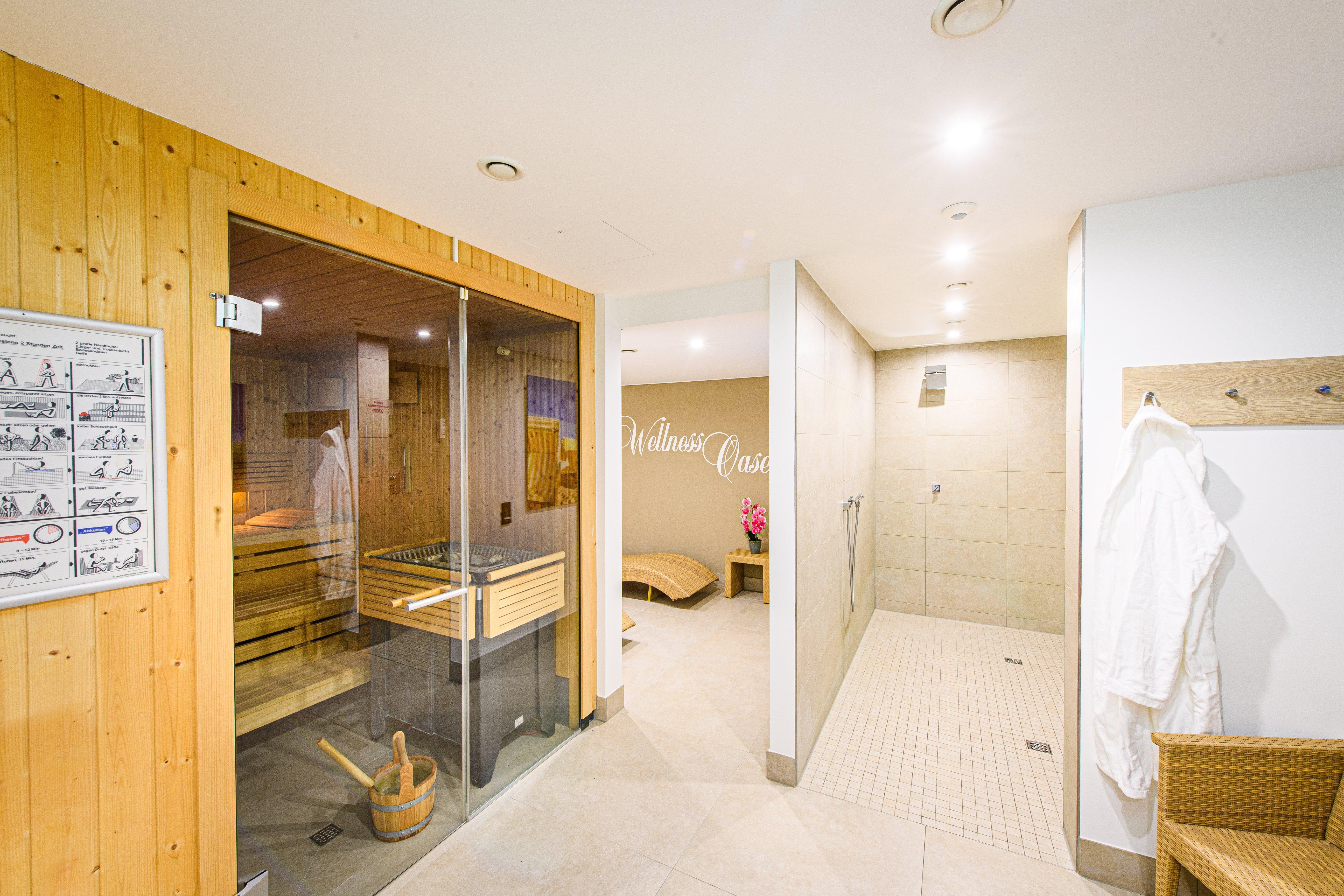 By Ihg Hotel 4*