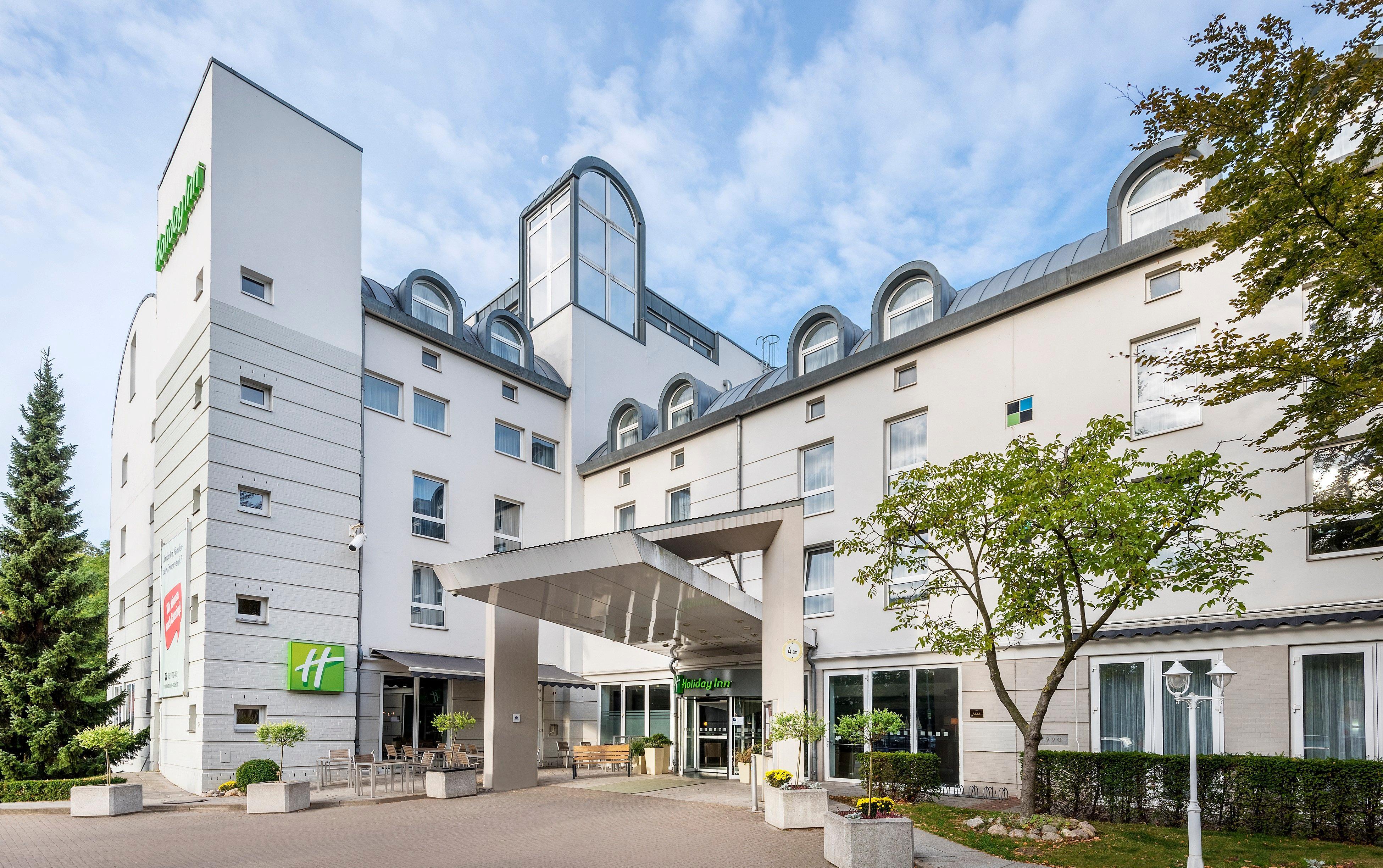 Hotel By Ihg